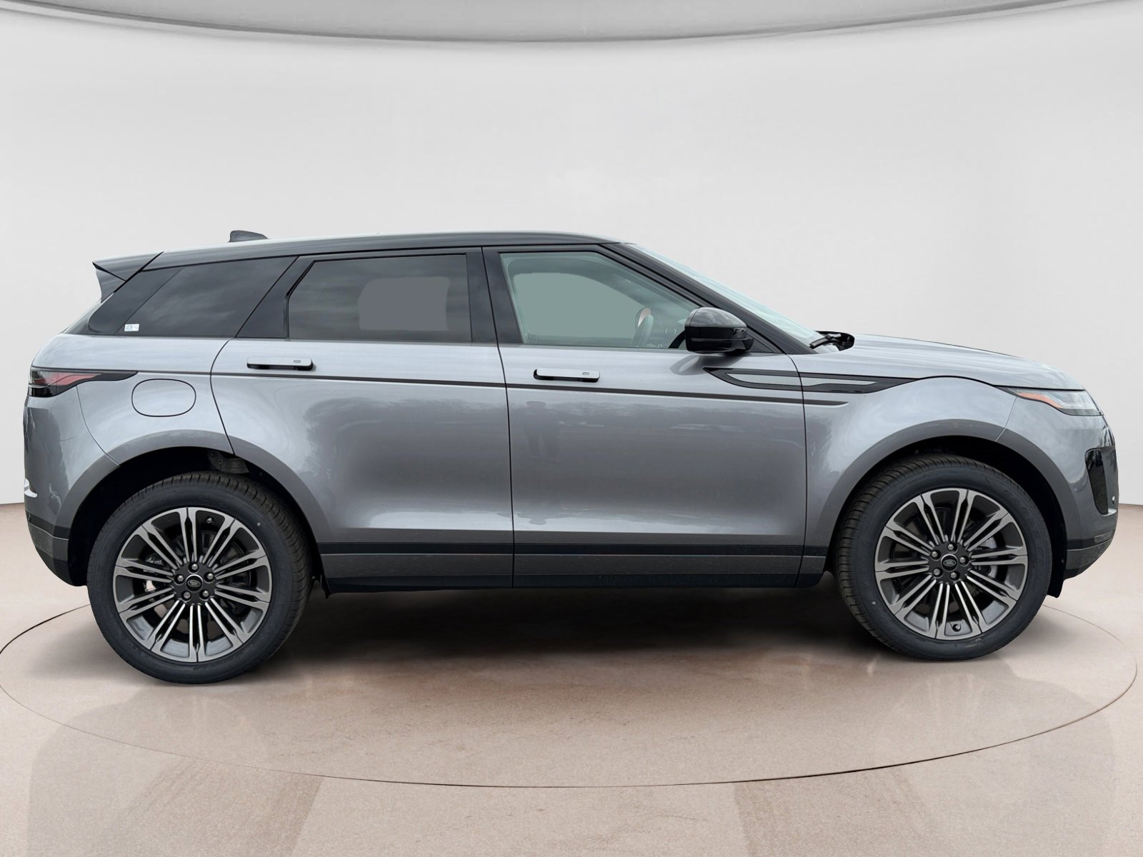 New 2026 Land Rover Range Rover Evoque S image 6