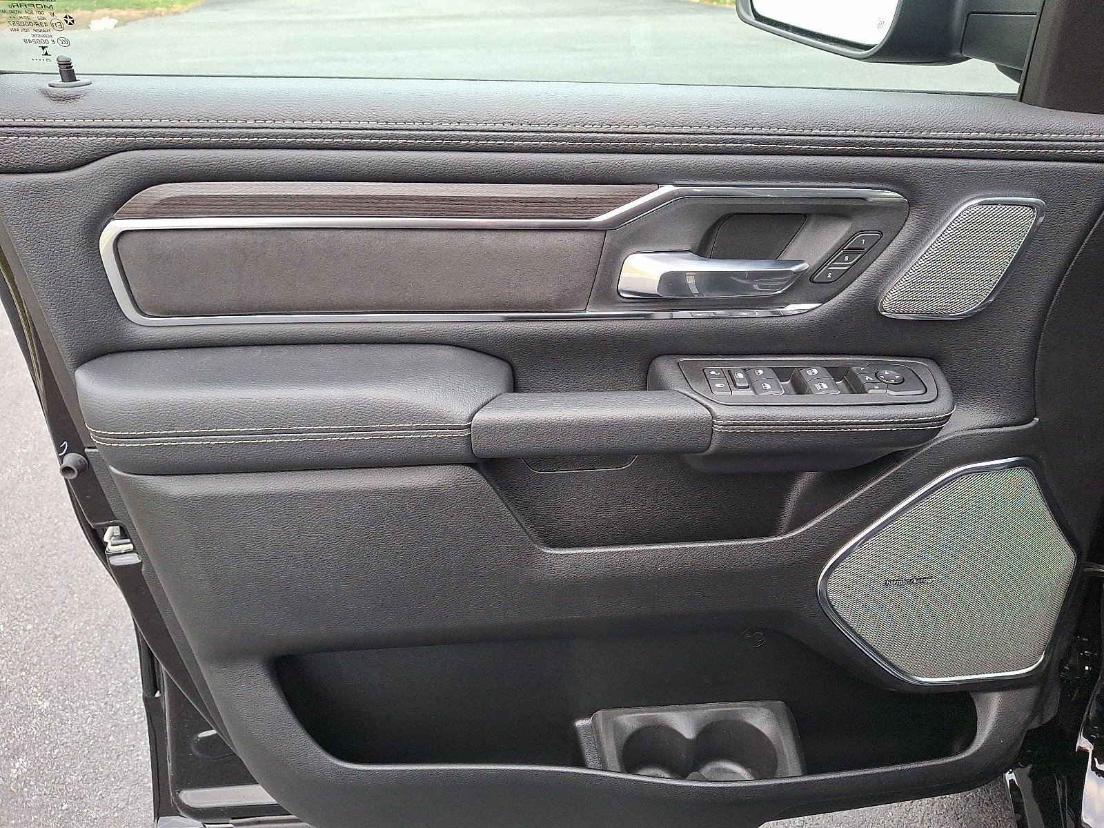 New 2026 RAM 1500 Laramie w/ Night Edition image 8