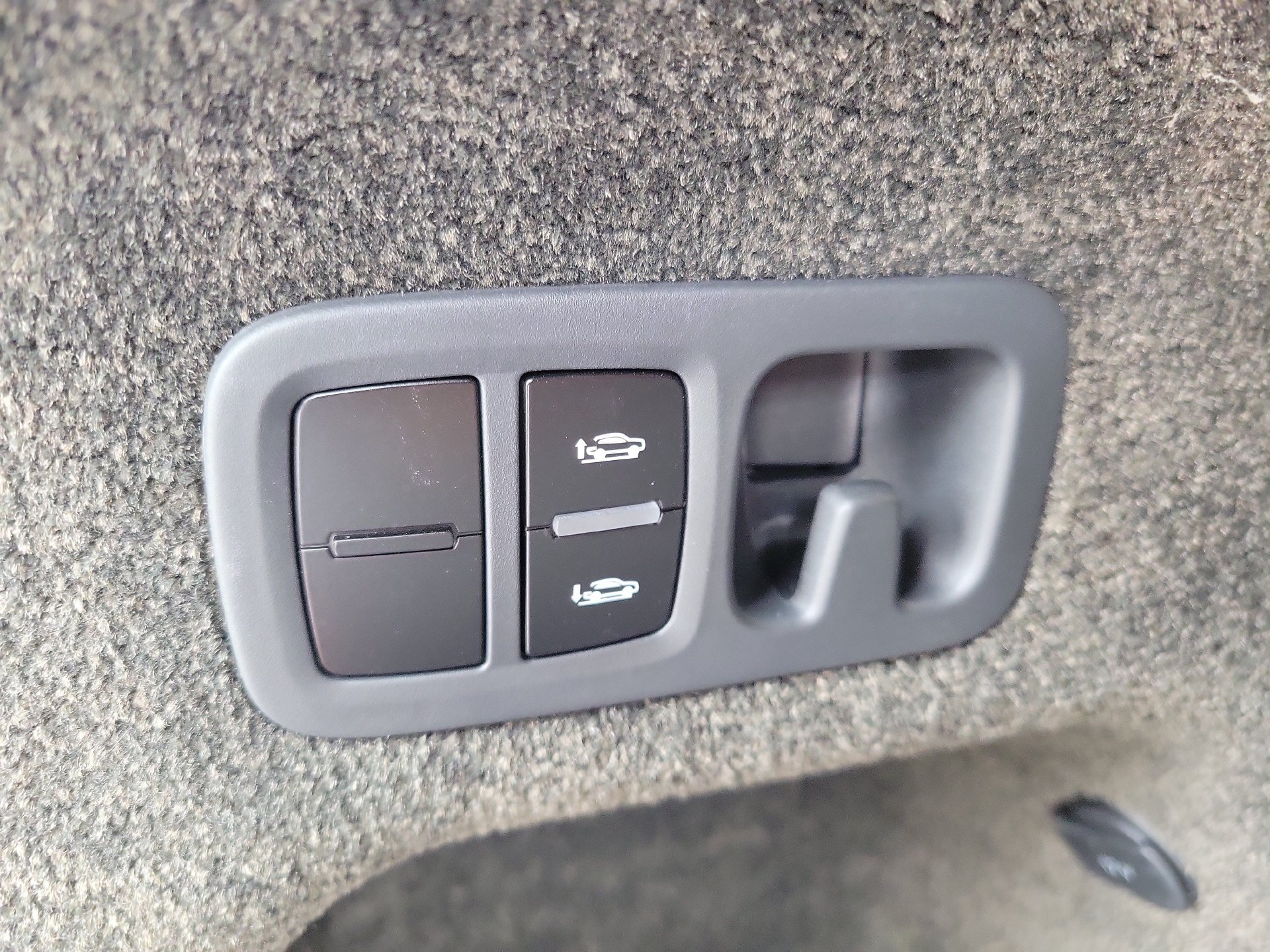Certified 2023 Bentley Bentayga AWD/4WD image 20