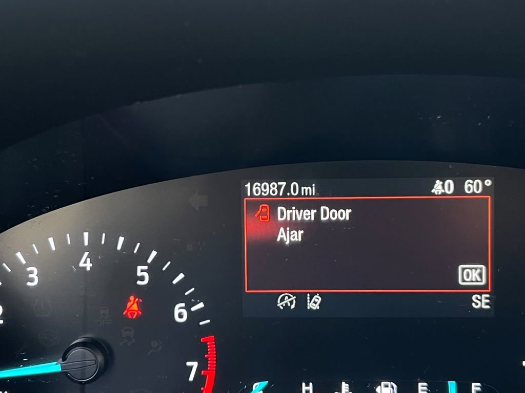 Used 2020 Ford Escape SEL image 31