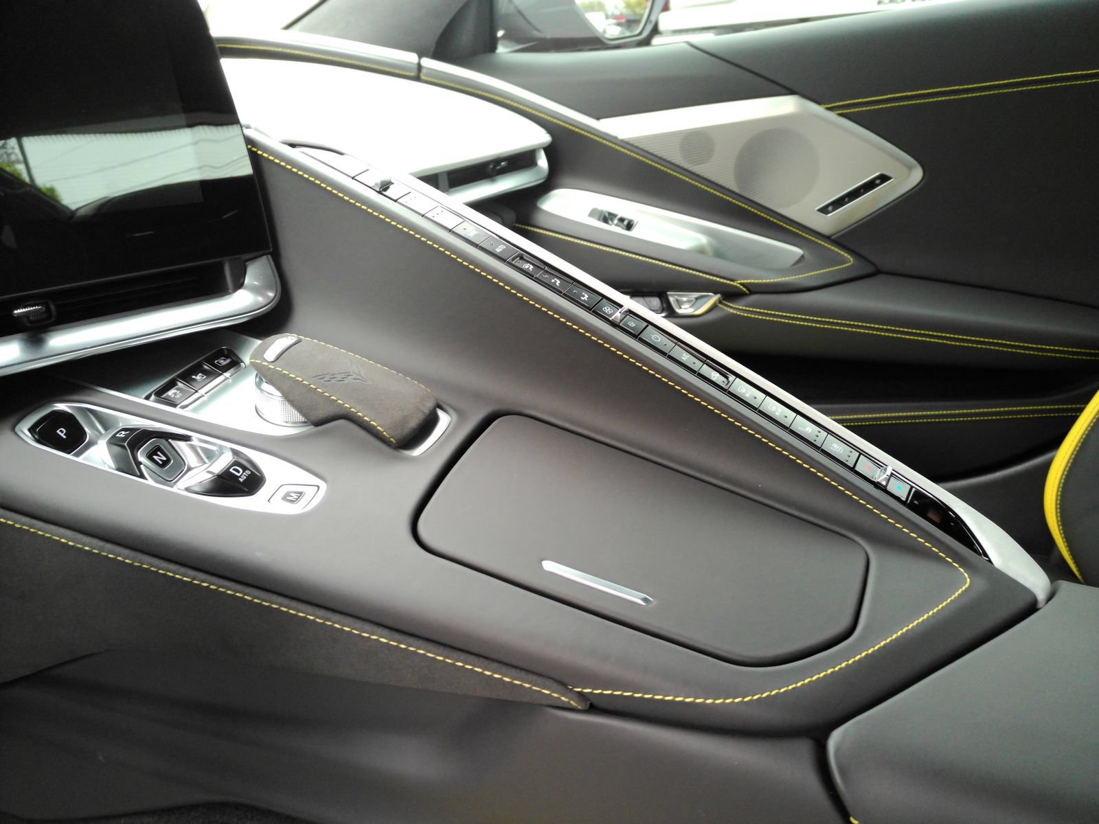 Certified 2022 Chevrolet Corvette Stingray Premium Cpe RWD image 25