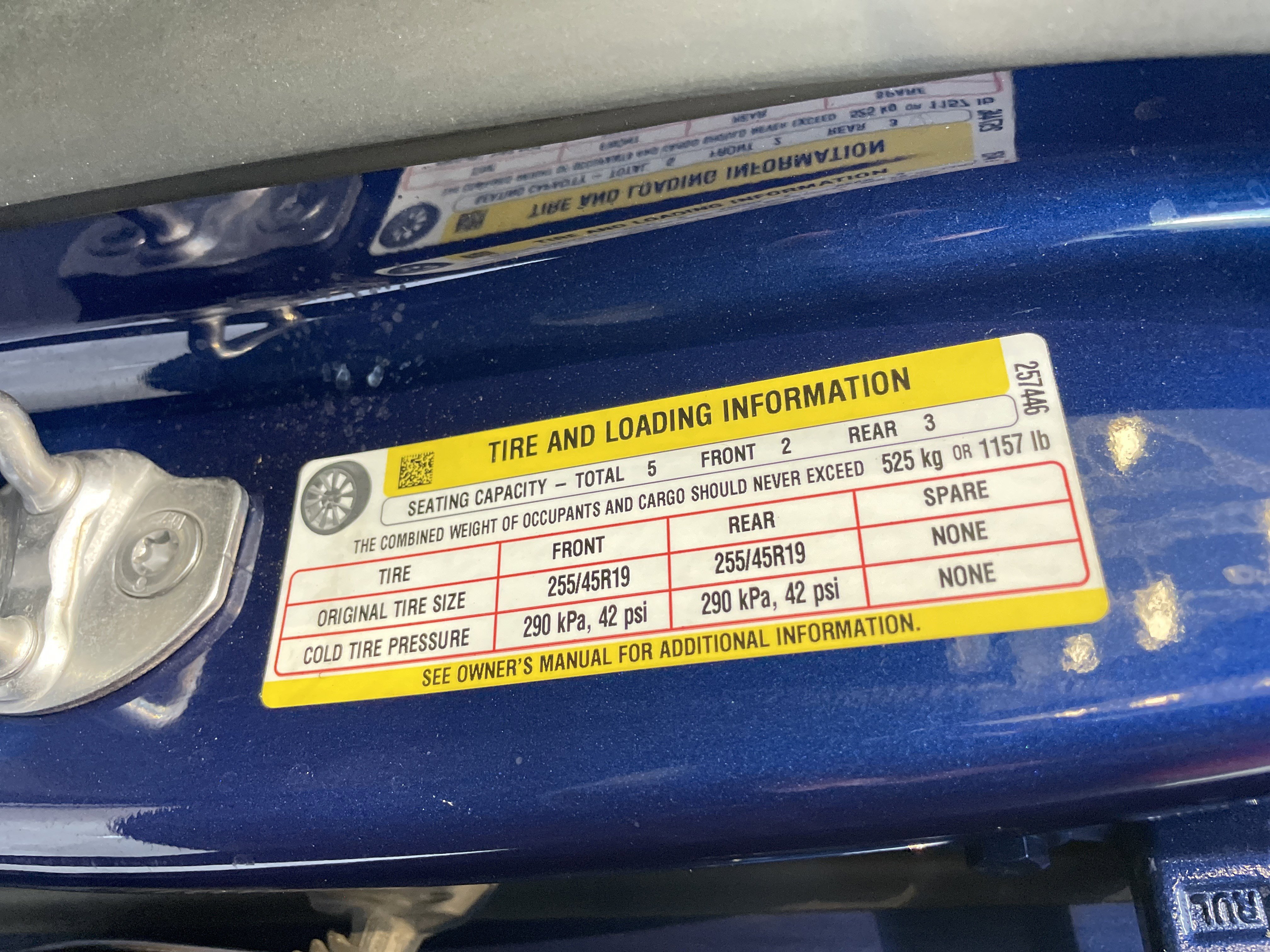 Used 2021 Tesla Model Y Long Range AWD/4WD image 39