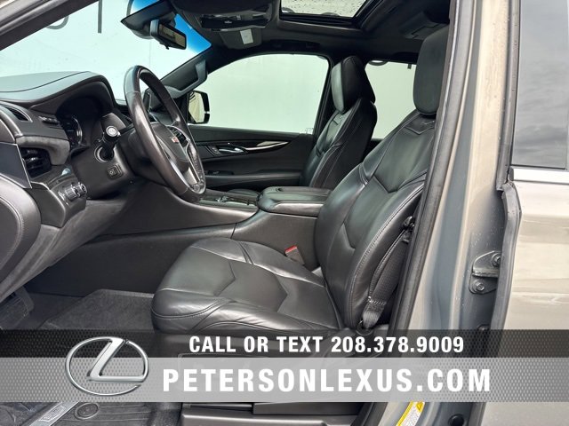 Used 2018 Cadillac Escalade Platinum image 29