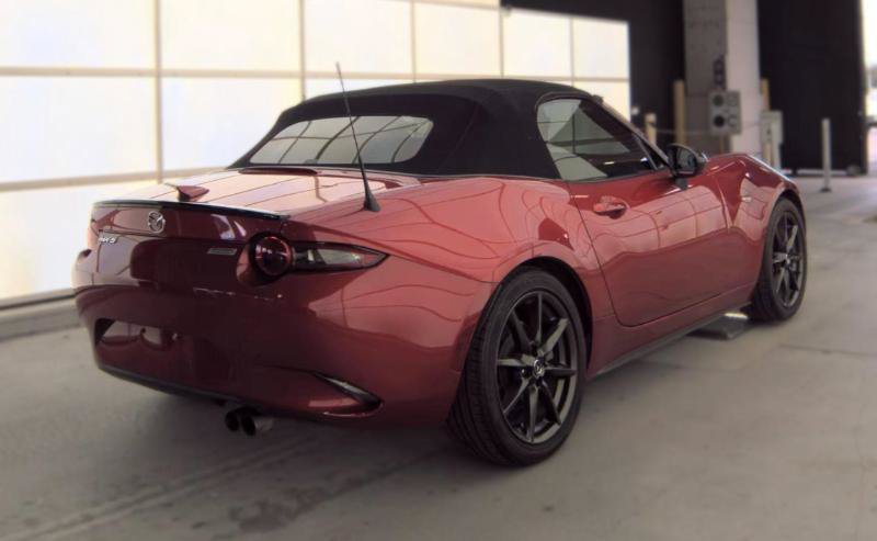 Used 2016 MAZDA MX-5 Miata Club RWD image 4