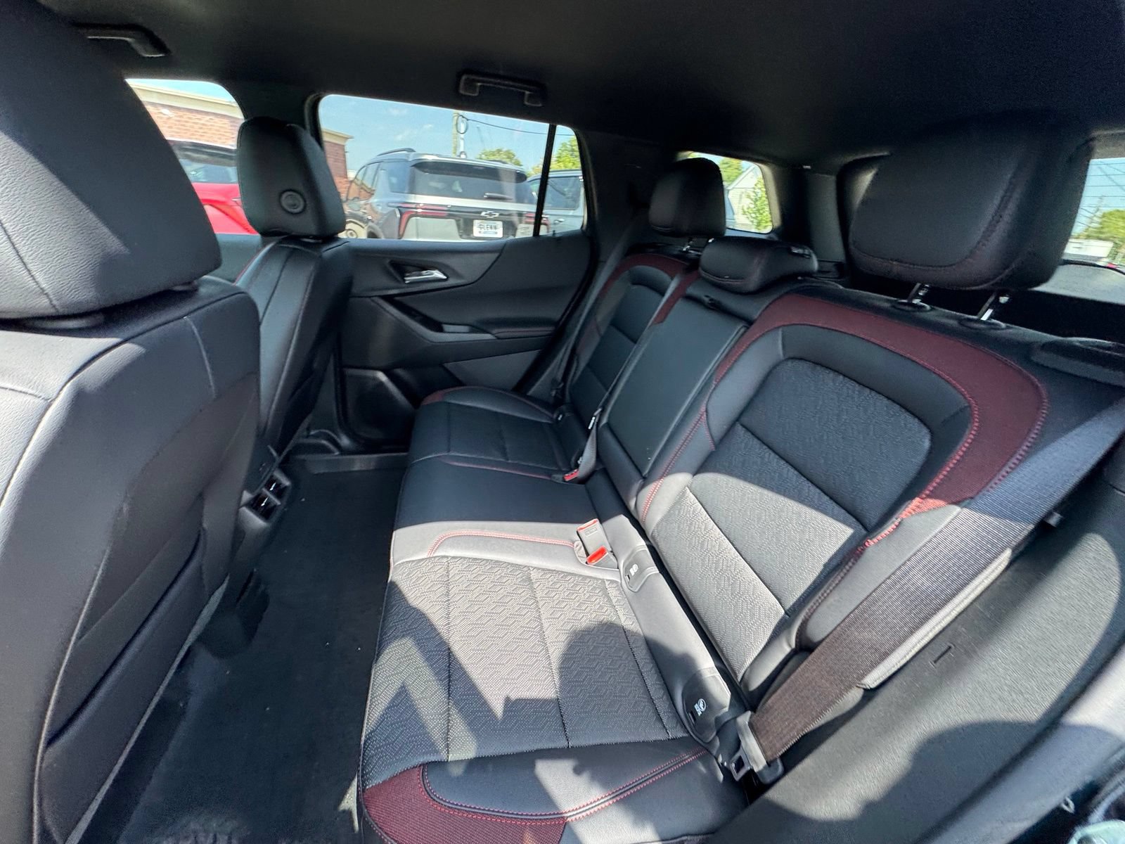 New 2027 Chevrolet Equinox RS AWD/4WD image 26