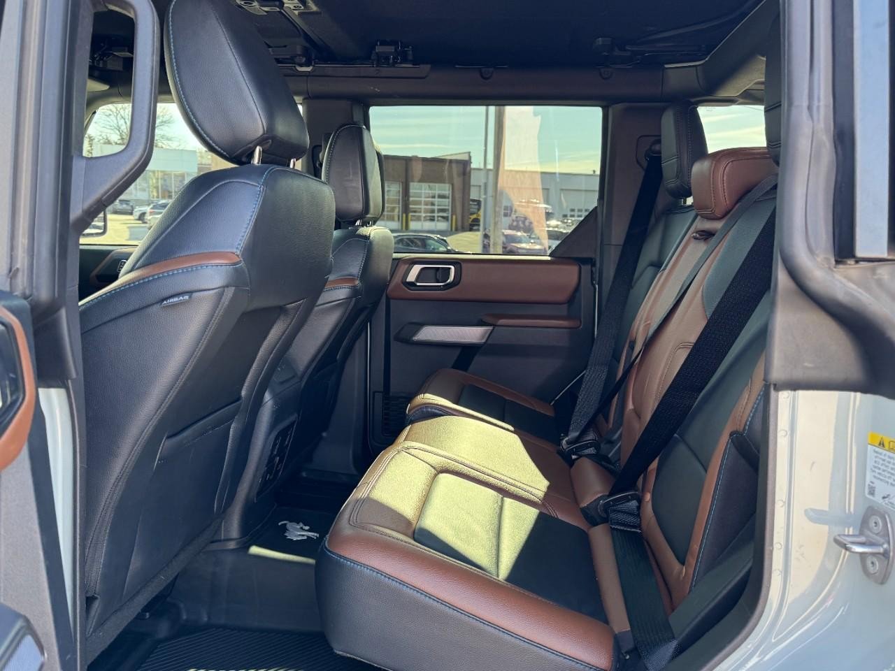 Used 2023 Ford Bronco Outer Banks image 10