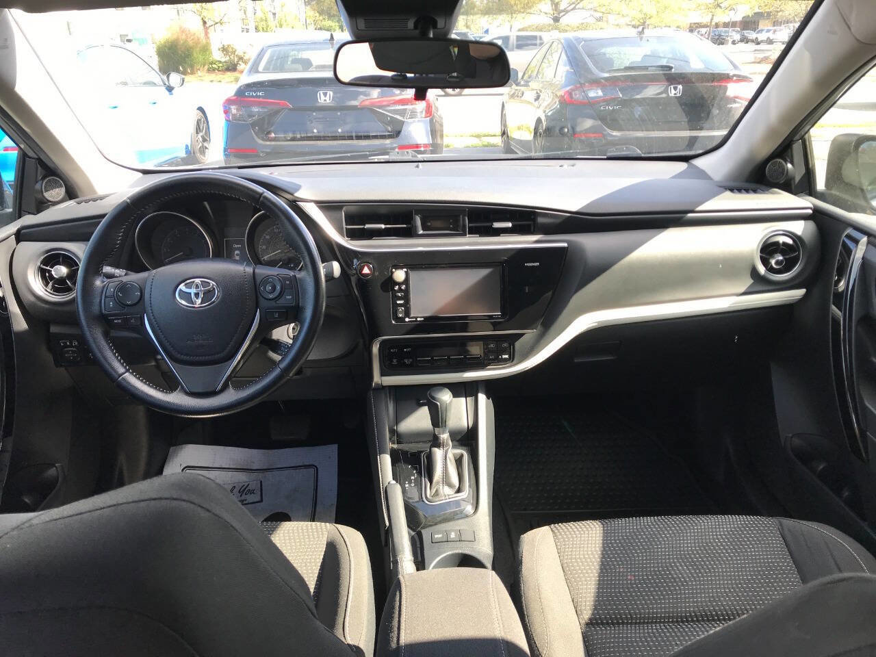 Used 2017 Toyota Corolla iM image 10