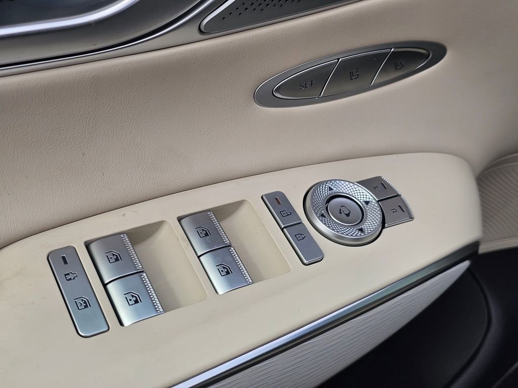 New 2026 Genesis GV70 2.5T Advanced AWD/4WD image 32