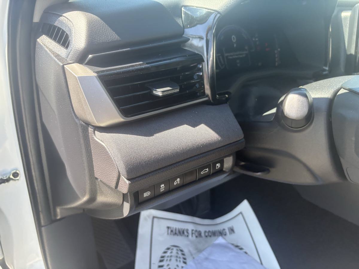 Used 2025 Toyota Camry LE FWD image 26