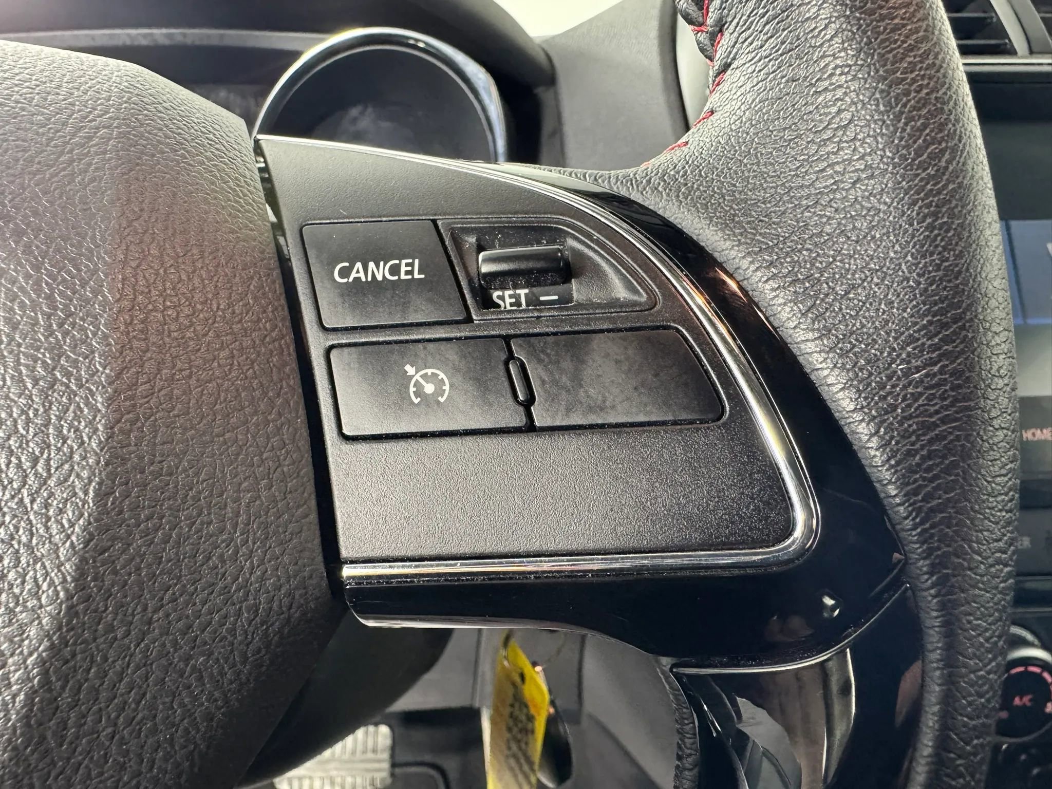 Used 2025 Mitsubishi Outlander Sport LE AWD/4WD image 16