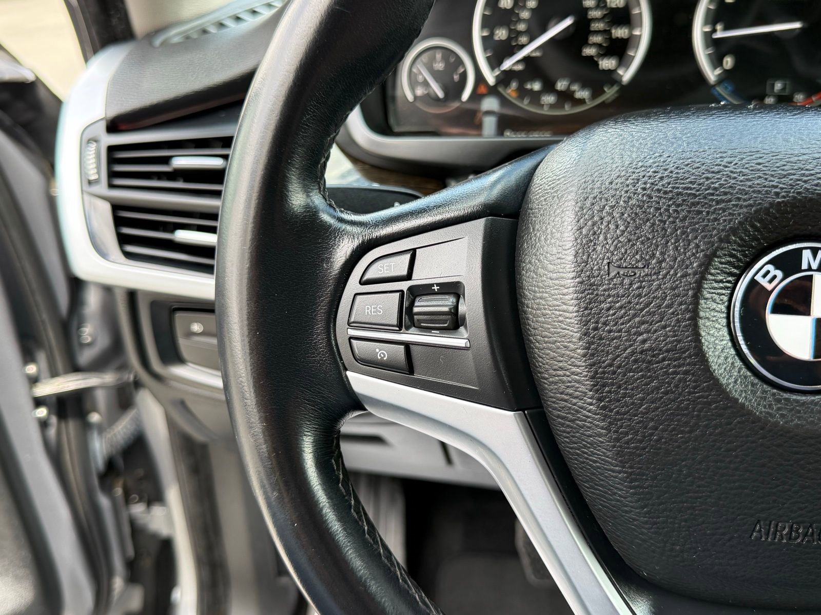 Used 2015 BMW X5 xDrive35i image 25