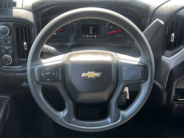 Used 2020 Chevrolet Silverado 1500 Custom w/ Custom Value Package AWD/4WD image 14