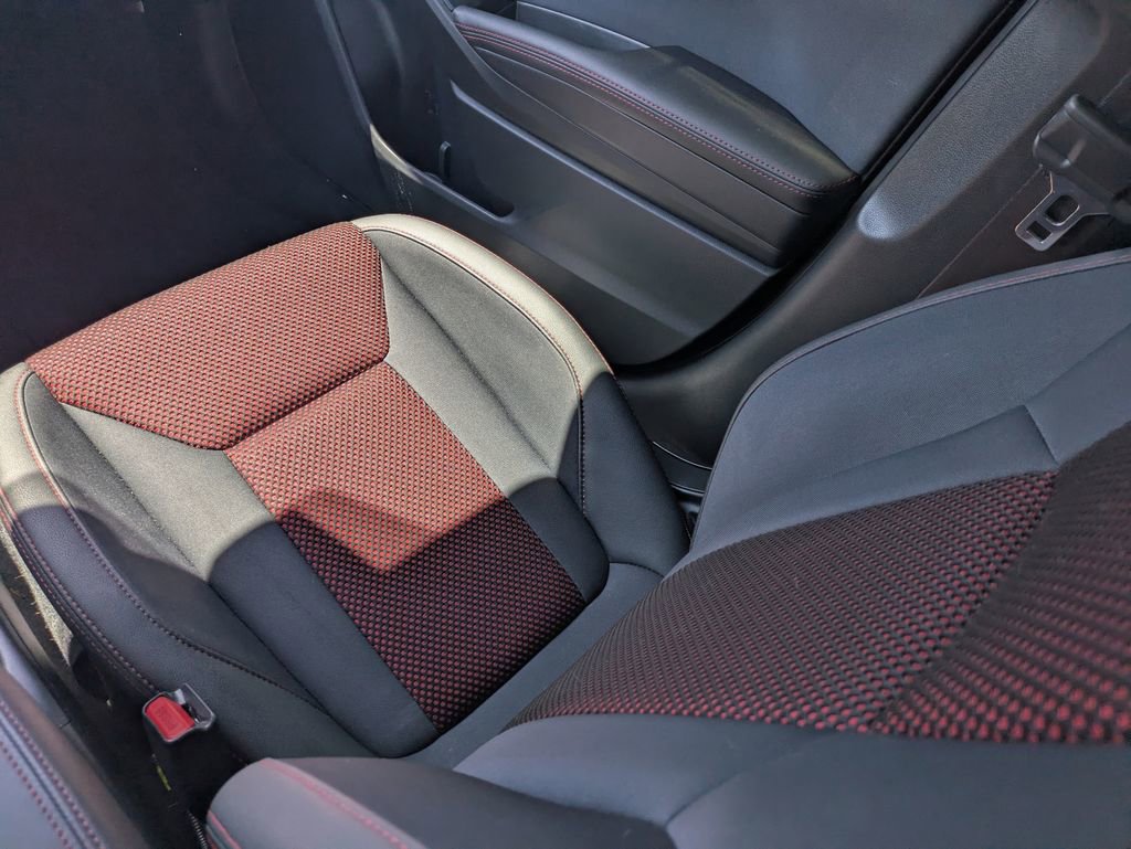 Used 2023 Subaru Crosstrek 2.0i Premium w/ Special Edition image 17