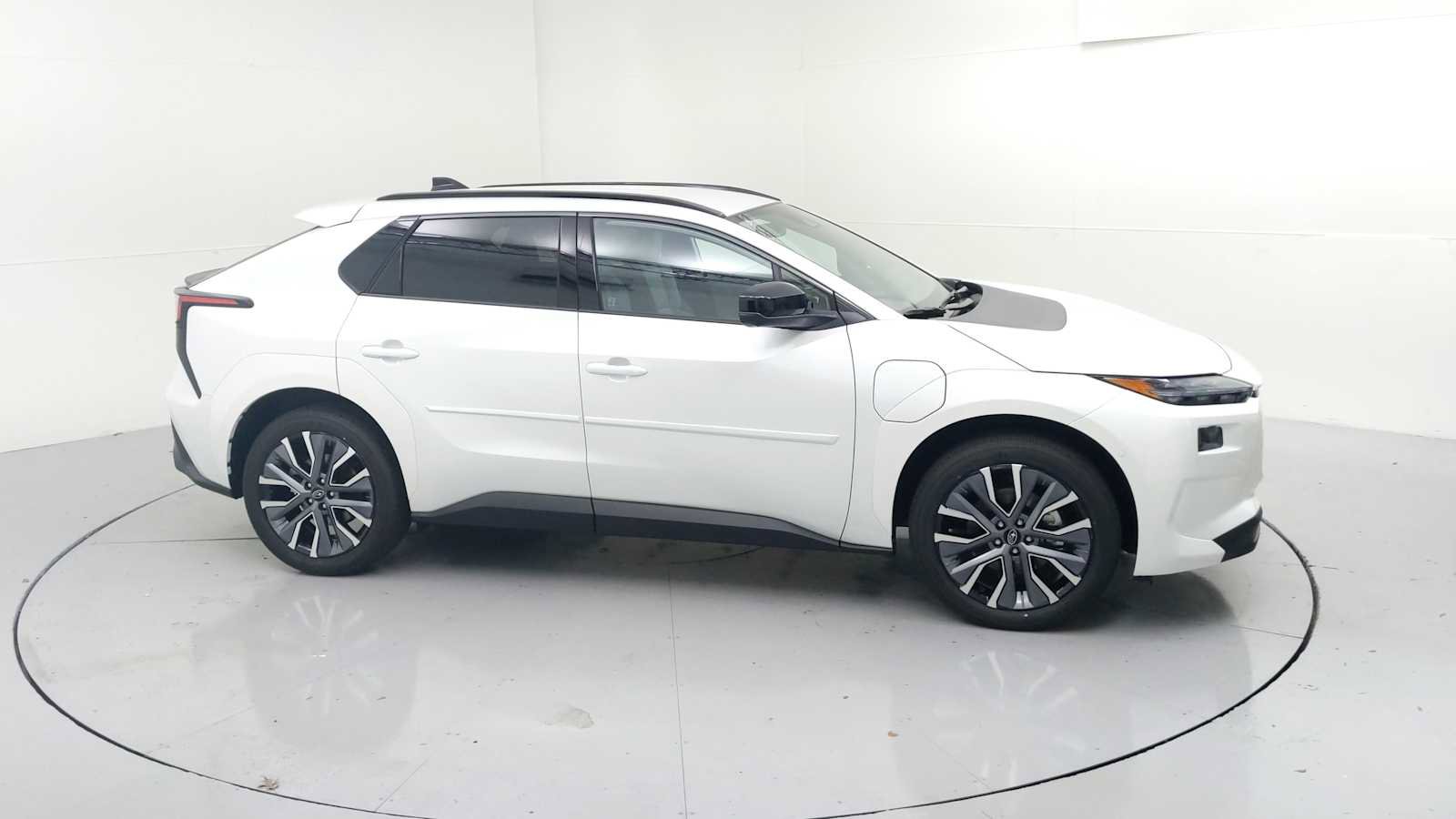 New 2026 Subaru Solterra image 12