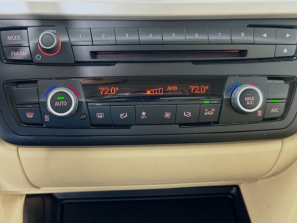 Used 2015 BMW 320i Sedan image 14