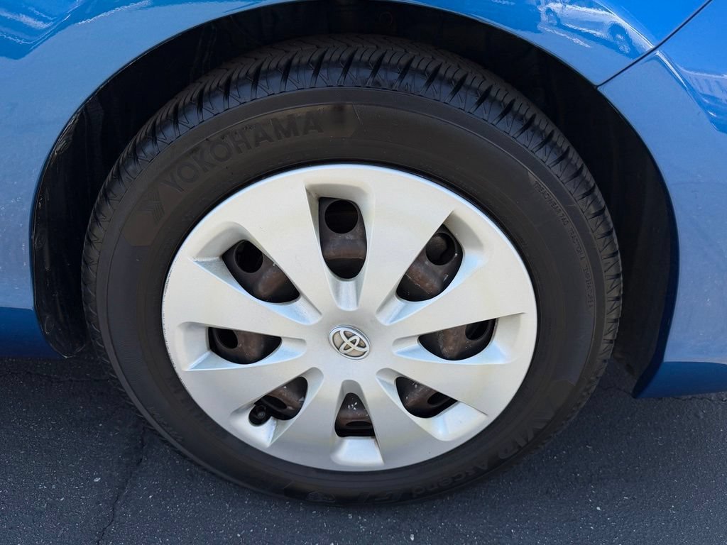 Used 2012 Toyota Prius C Three FWD image 9