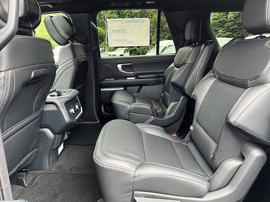 New 2027 Ford Expedition Max Platinum w/ Stealth Performance Package AWD/4WD image 12