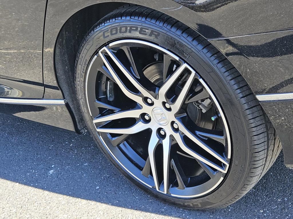 Used 2022 Honda Accord Touring image 7
