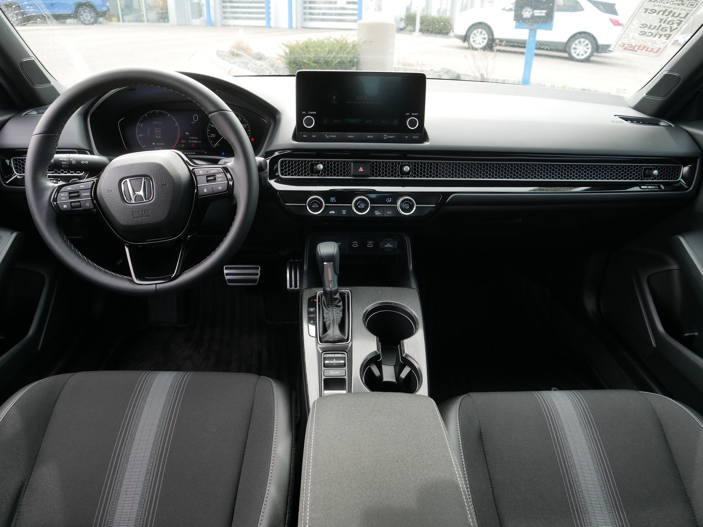 Used 2025 Honda Civic Sport image 10