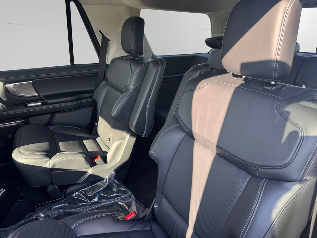 New 2026 Ford Expedition Platinum w/ Driver's Package image 13