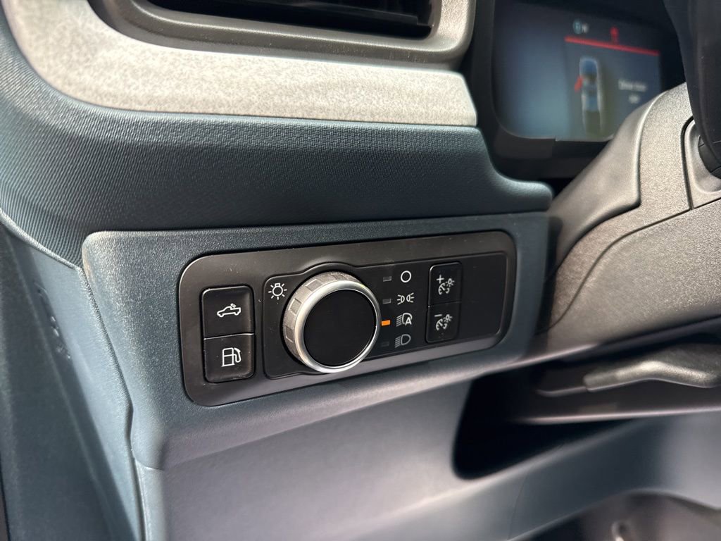 New 2025 Ford Maverick XLT w/ XLT Luxury Package image 18