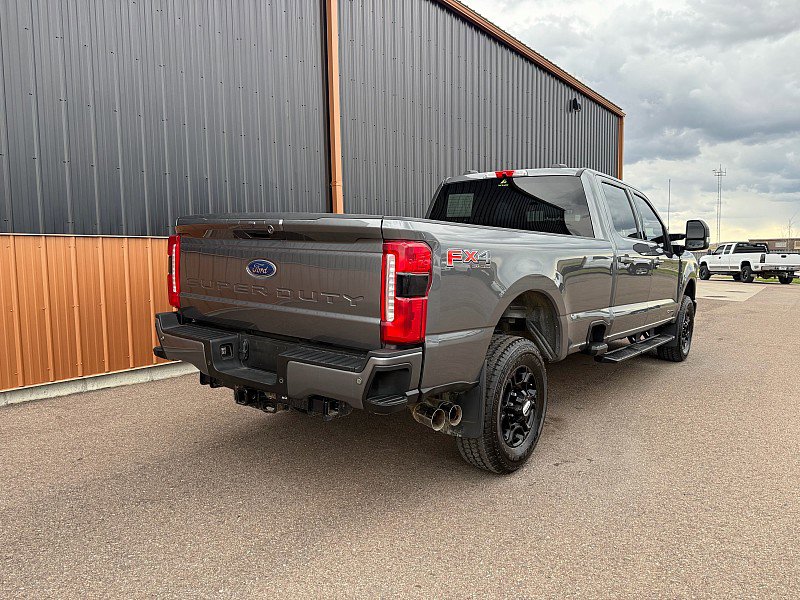 Used 2023 Ford F350 XLT w/ XLT Premium Package AWD/4WD image 5