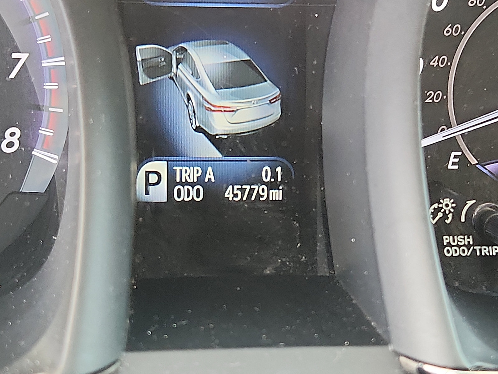 Used 2015 Toyota Avalon XLE Touring FWD image 20