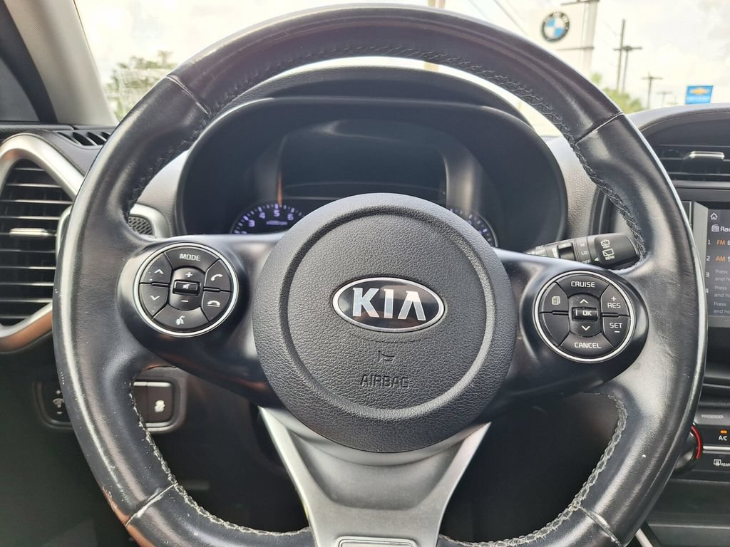 Used 2020 Kia Soul GT-Line w/ GT 2.0L Power Sunroof Package FWD image 15