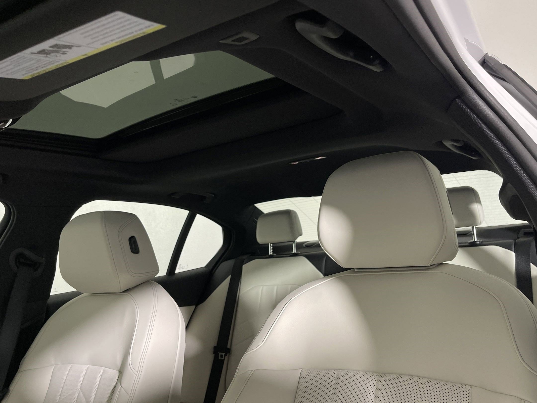 Used 2026 BMW 530i w/ Premium Package image 14