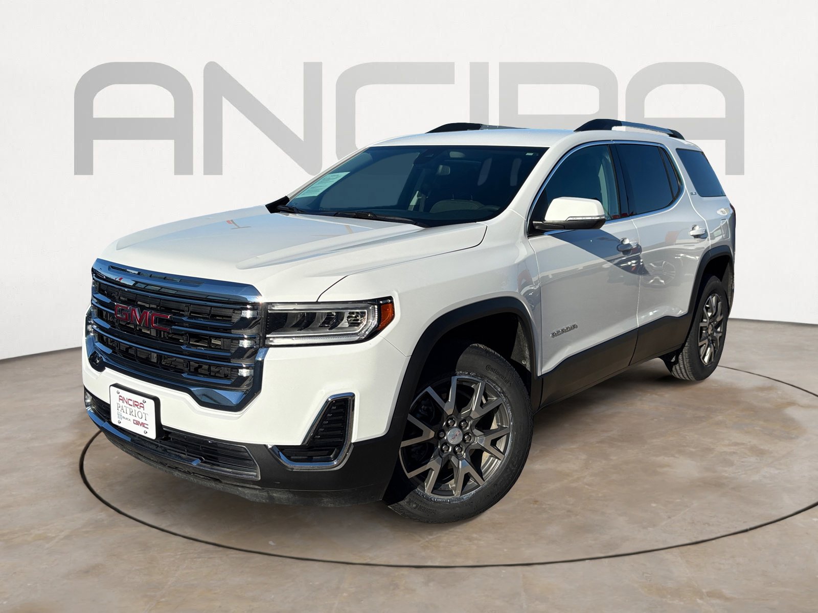Used 2023 GMC Acadia SLE w/ Driver Convenience Package image 6
