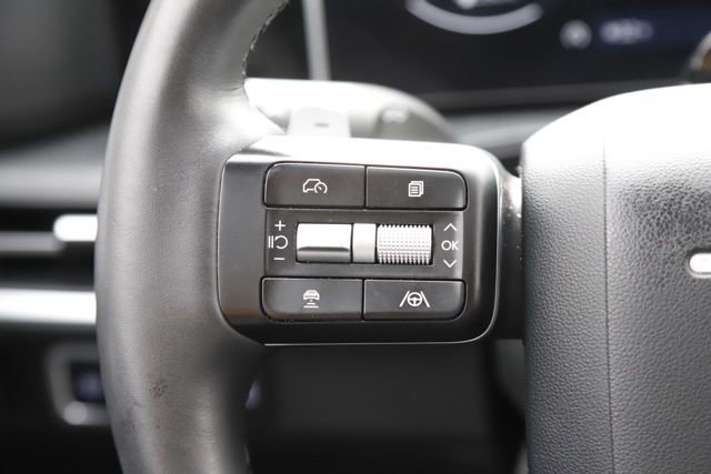 Certified 2025 Hyundai Santa Fe Limited image 25