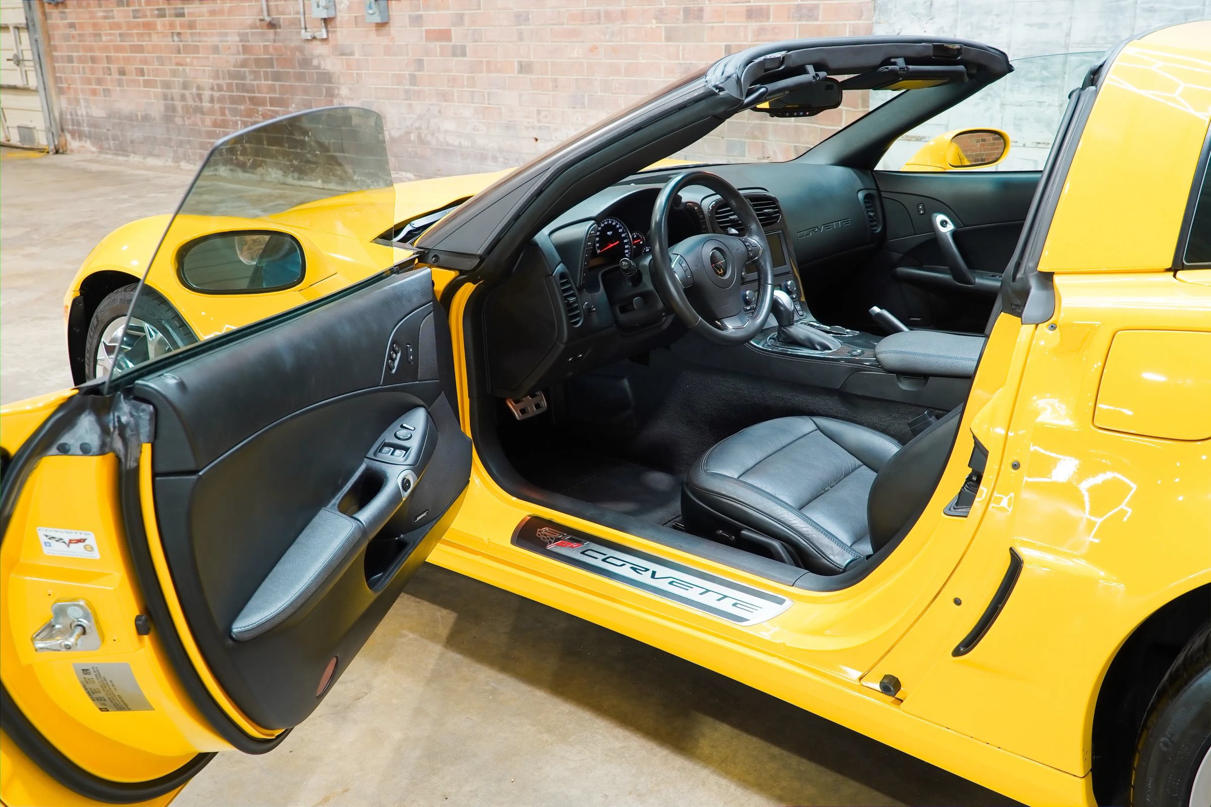 Used 2013 Chevrolet Corvette Grand Sport w/ 3LT Preferred Equipment Group RWD image 30