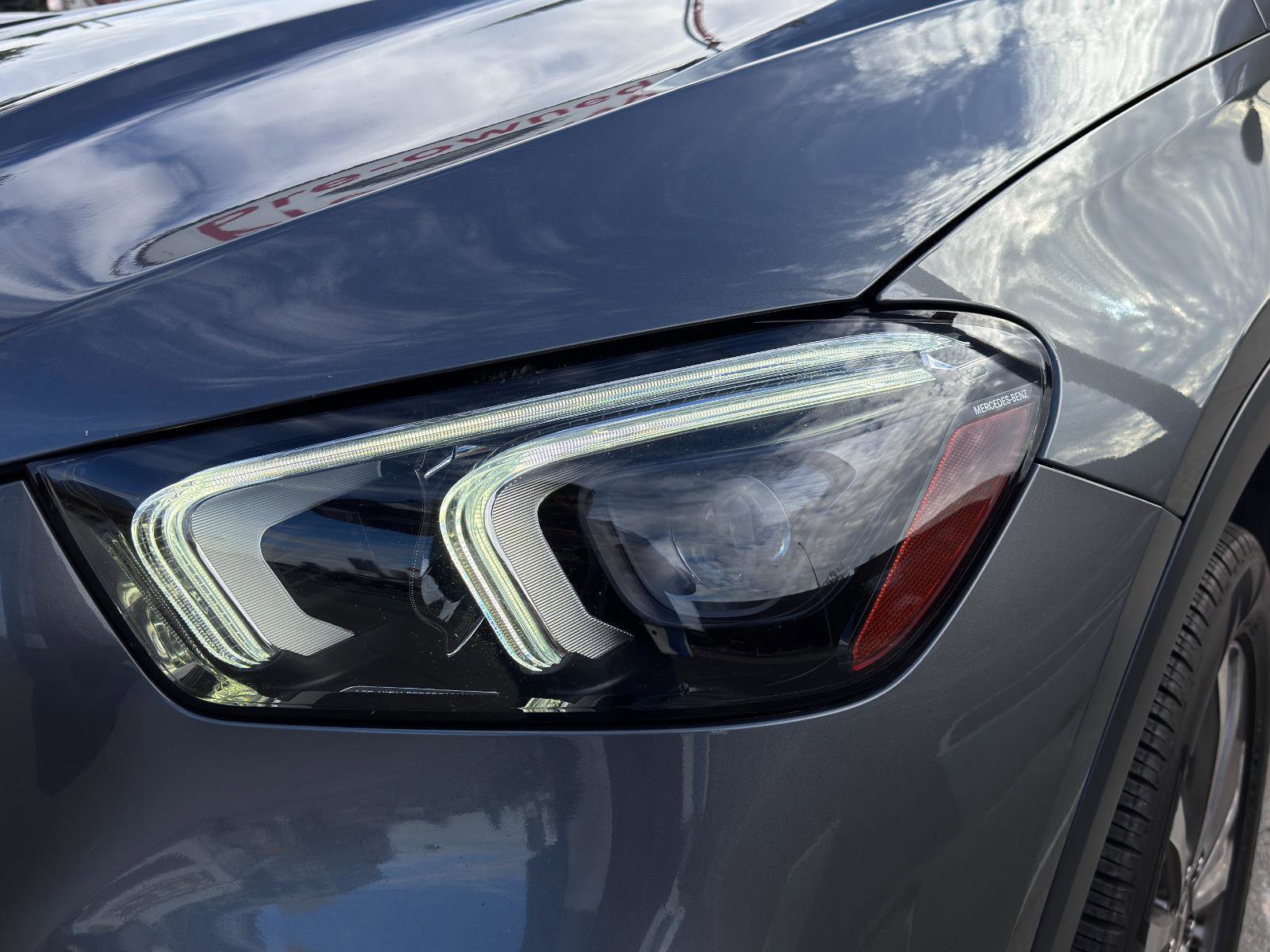 Used 2020 Mercedes-Benz GLE 350 4MATIC w/ Premium Package image 11