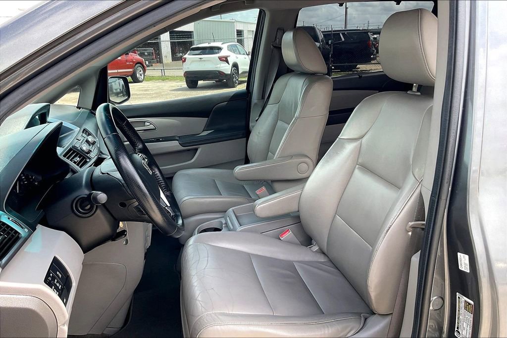 Used 2012 Honda Odyssey EX-L image 18