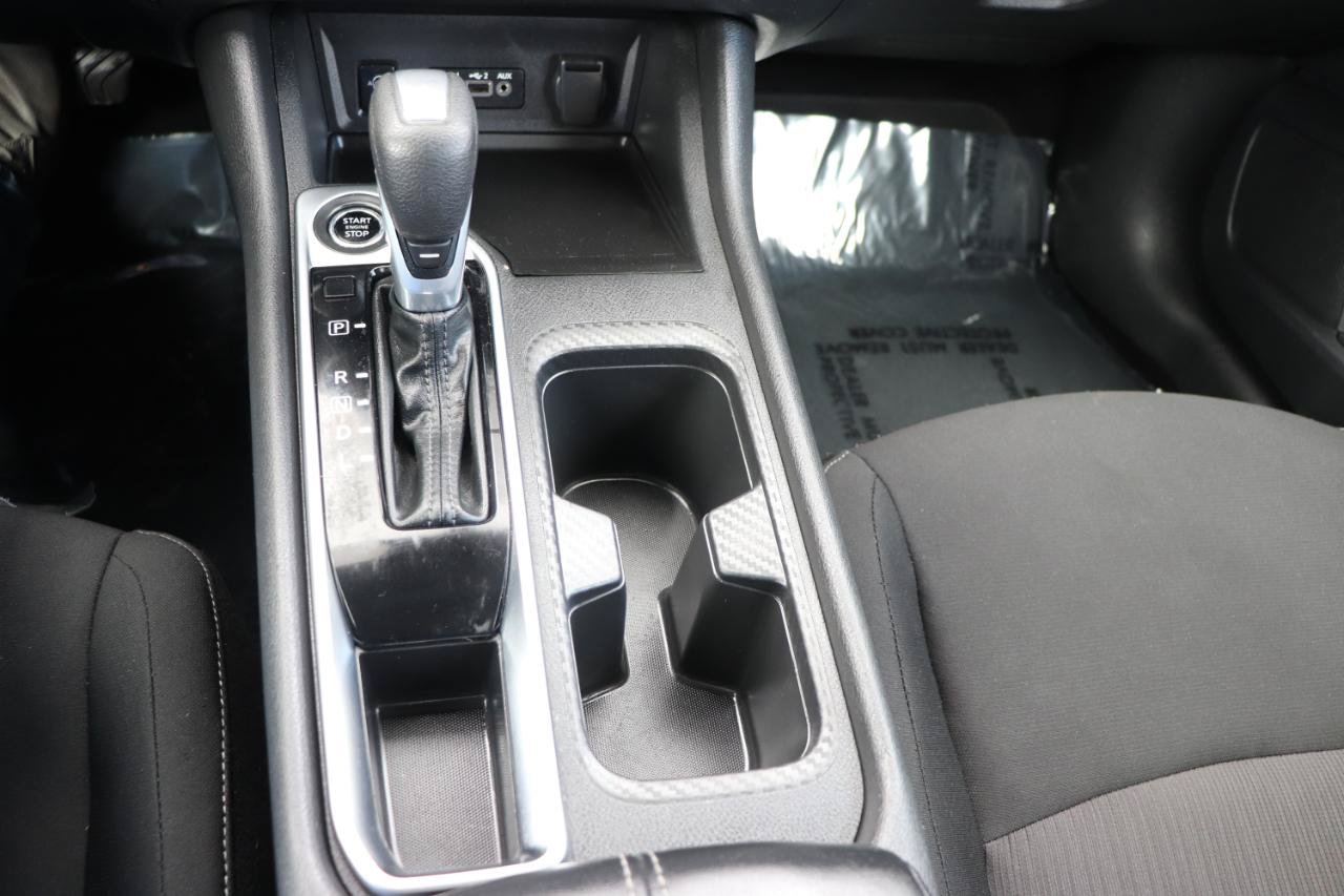 Used 2024 Nissan Sentra SV FWD image 34