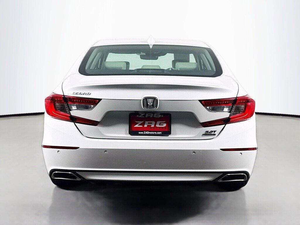 Used 2021 Honda Accord Touring image 4