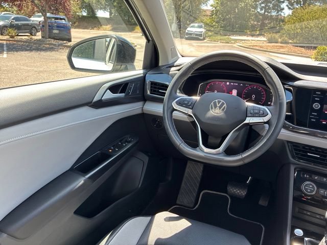 Used 2023 Volkswagen Taos SEL AWD/4WD image 17