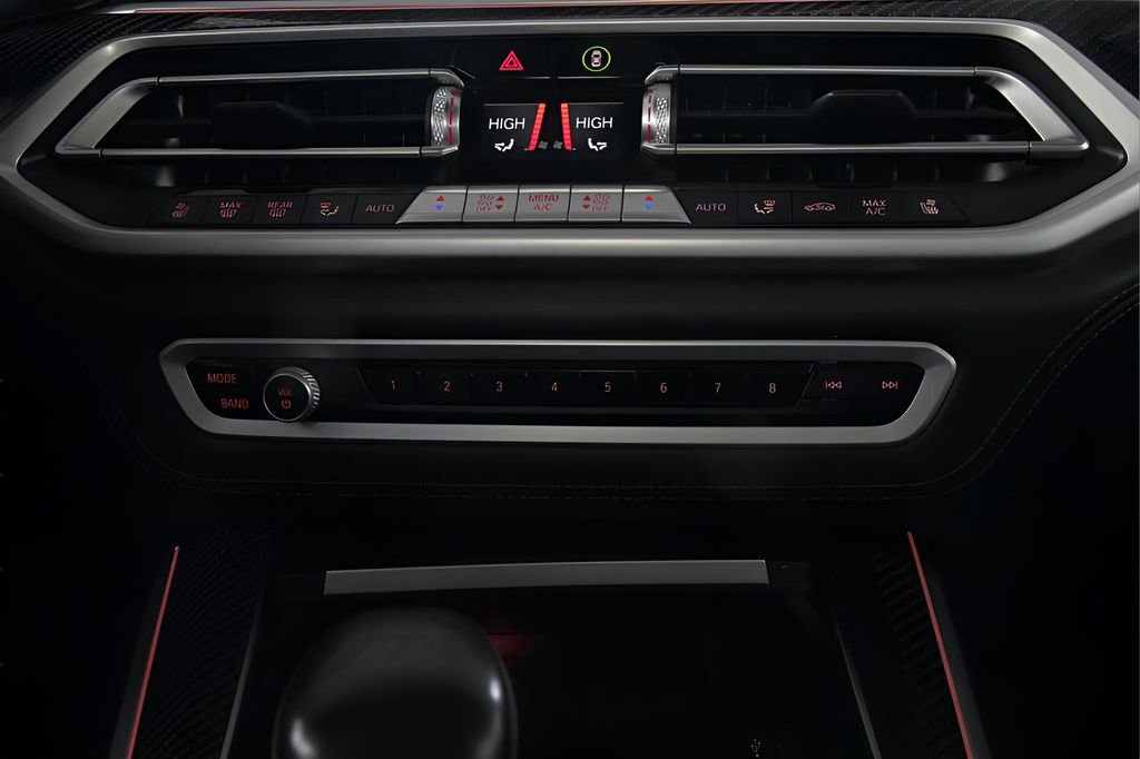 Used 2023 BMW X5 M w/ Executive Package image 17