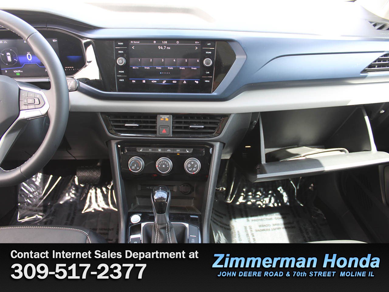 Used 2023 Volkswagen Taos SE AWD/4WD image 18