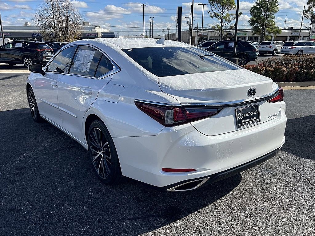 New 2025 Lexus ES 350 w/ Premium Package image 4
