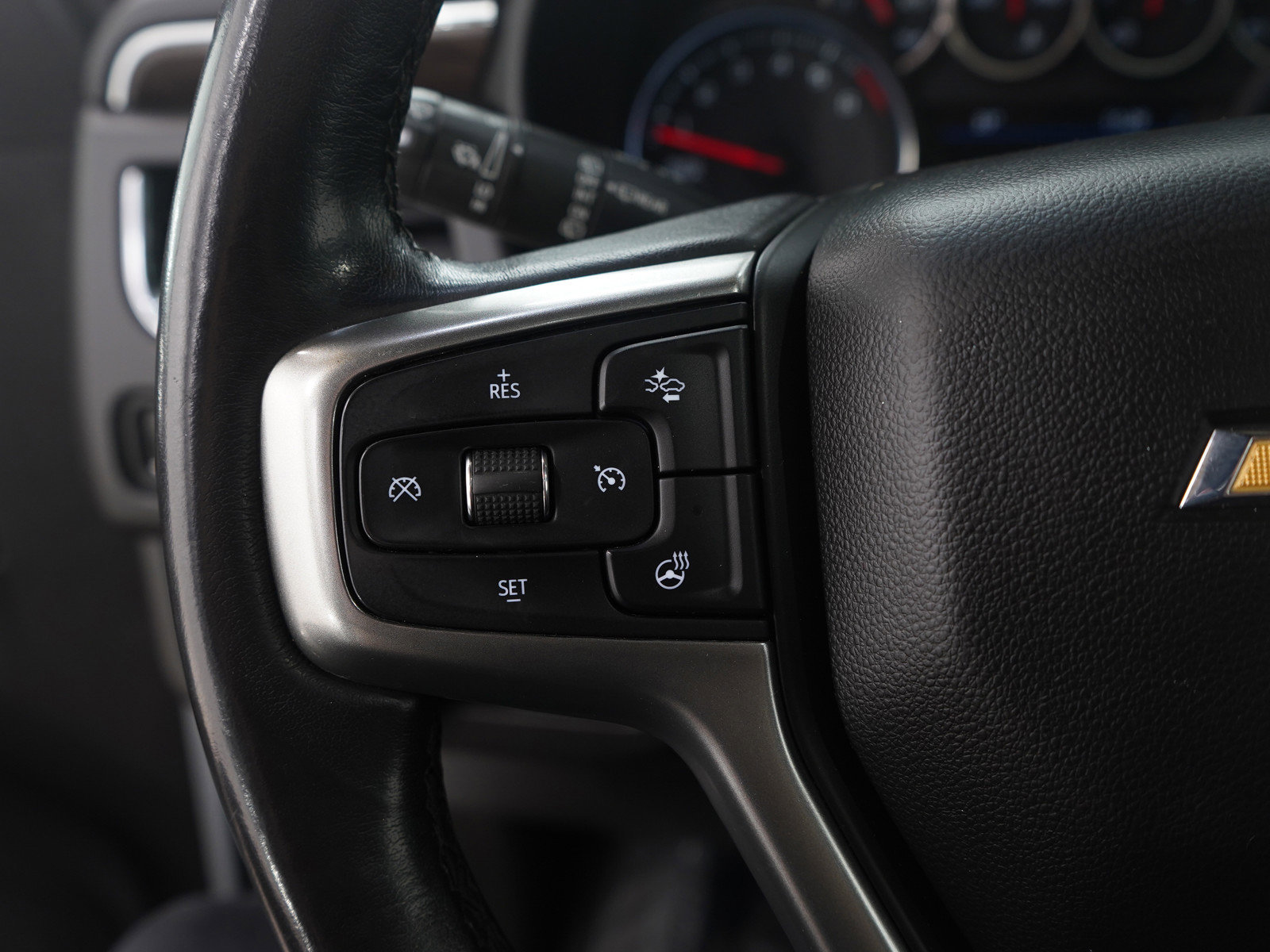 Used 2021 Chevrolet Tahoe LT w/ LT Signature Package image 32