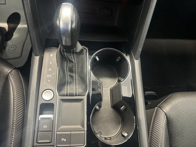 Used 2023 Volkswagen Atlas Cross Sport SE FWD image 23
