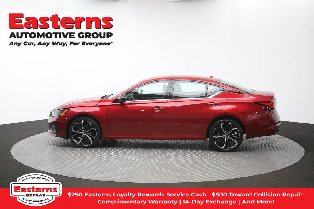 Used 2023 Nissan Altima 2.5 SR w/ SR Premium Package AWD/4WD image 62