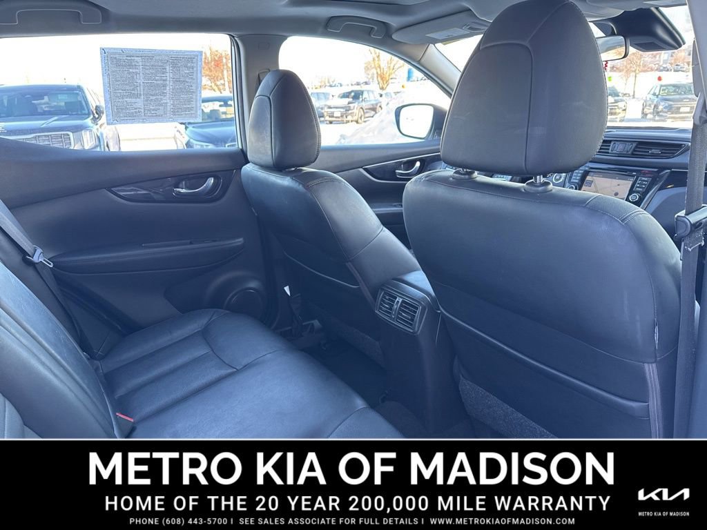 Used 2017 Nissan Rogue Sport SL w/ SL Premium Package image 33