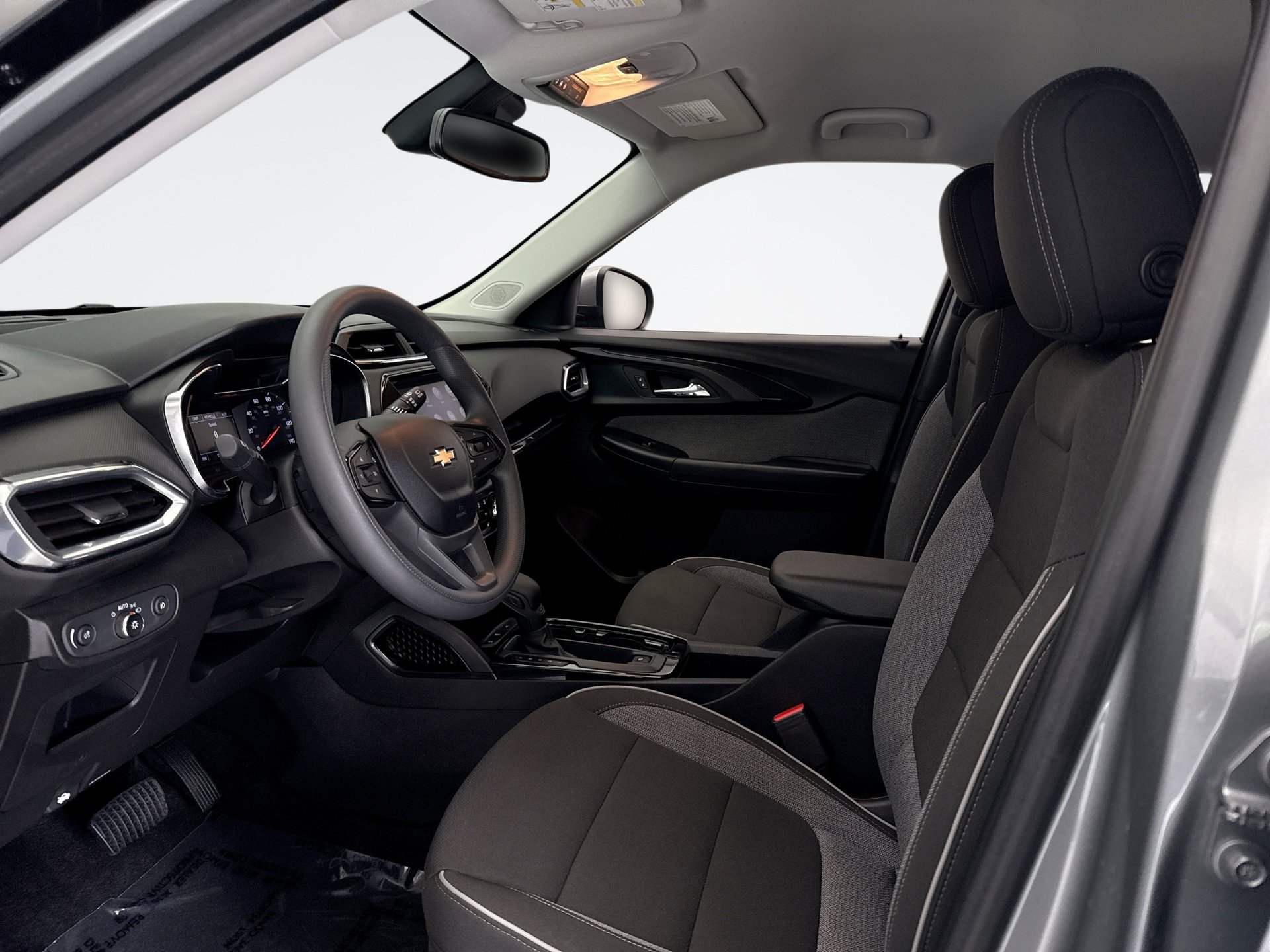 Used 2023 Chevrolet TrailBlazer LT w/ Convenience Package FWD image 10
