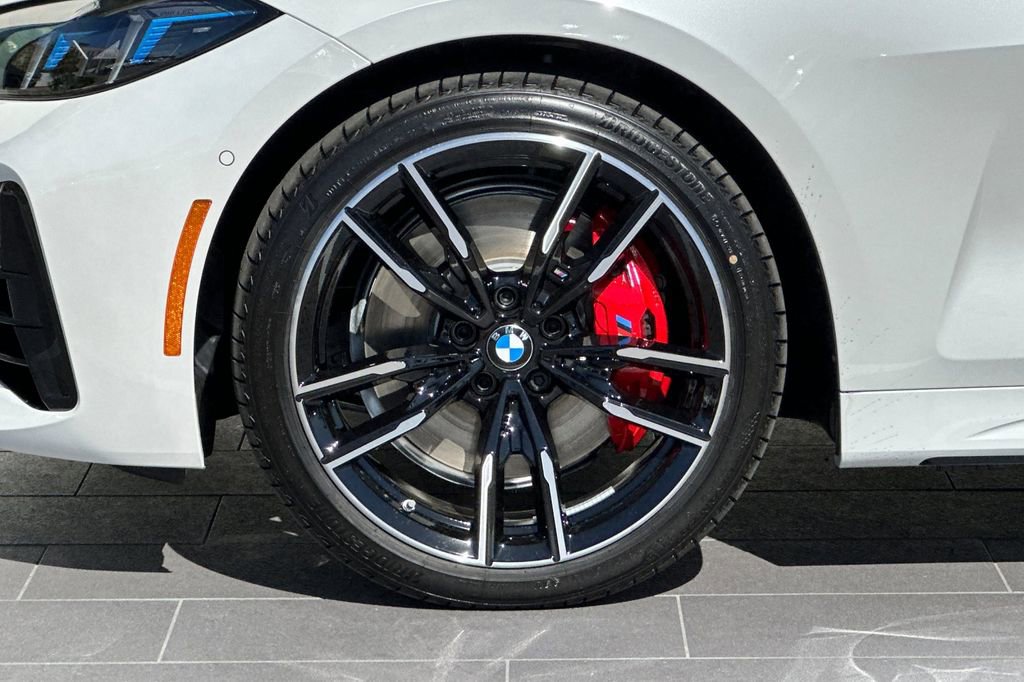 New 2026 BMW 440i xDrive Coupe w/ Parking Assistance Package image 32