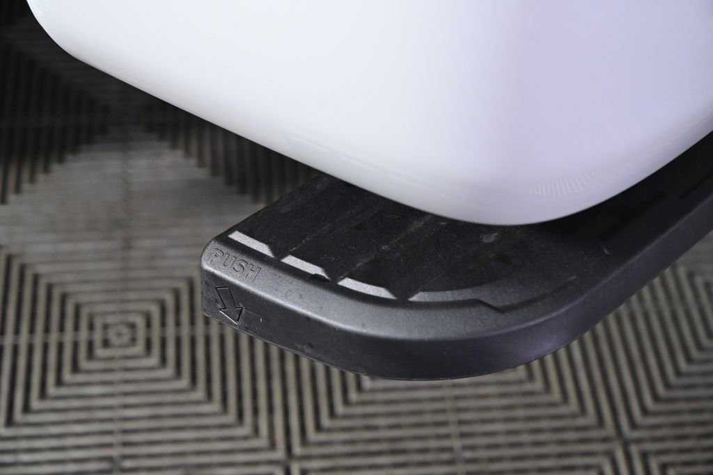 Certified 2026 Nissan Frontier PRO-4X w/ Tow Package image 36