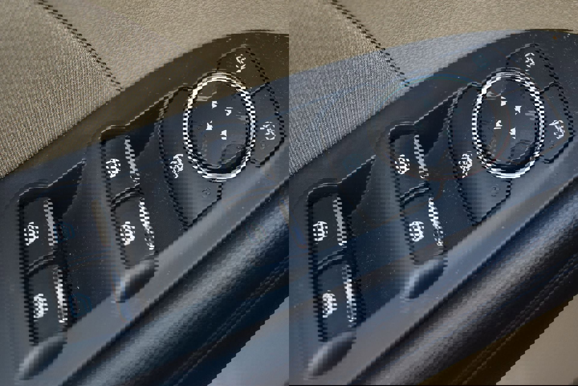 Used 2016 Ford Explorer Base image 13