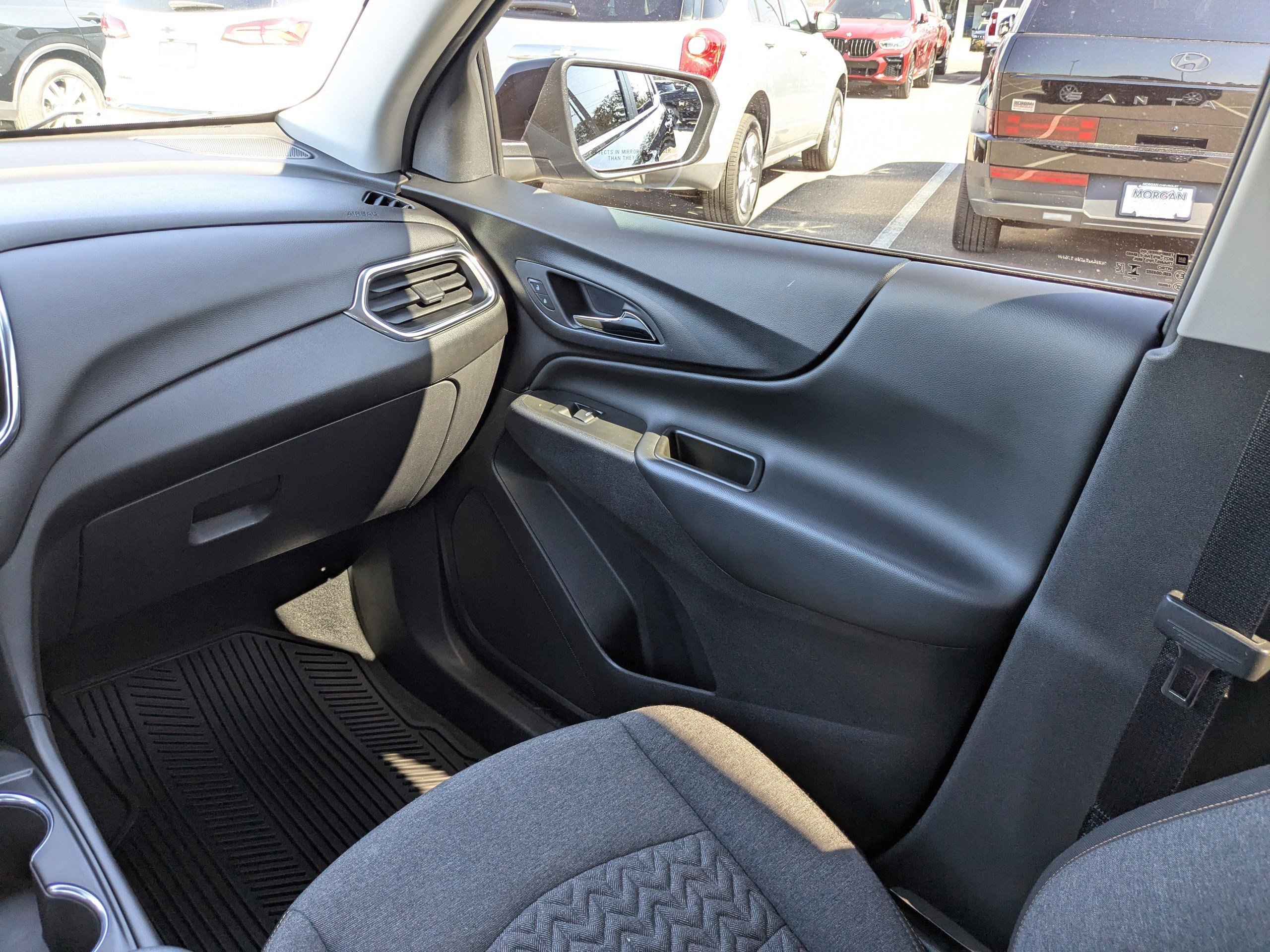 Used 2024 Chevrolet Equinox LT image 18