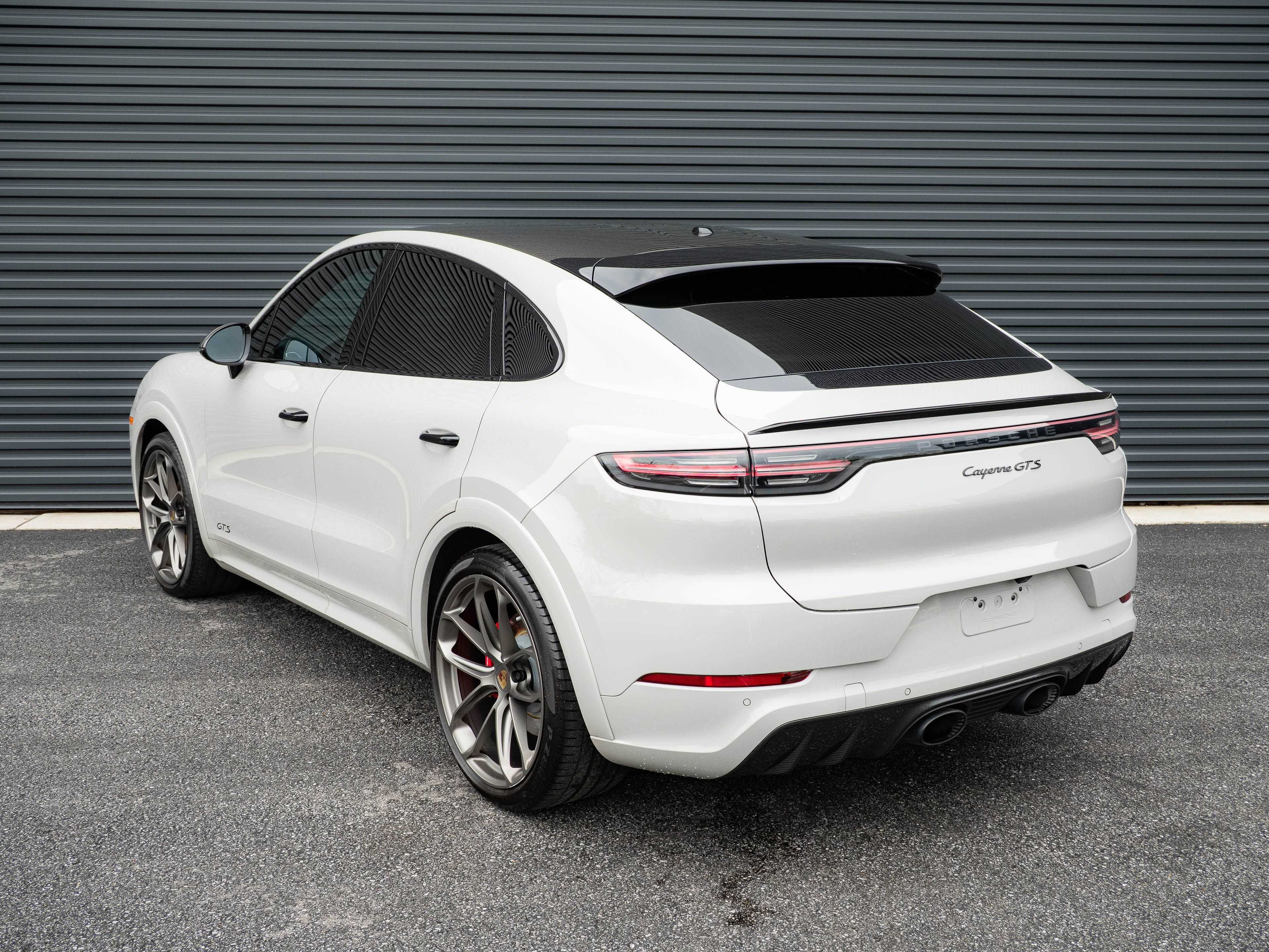 Used 2023 Porsche Cayenne GTS AWD/4WD image 3
